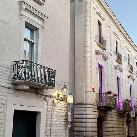 Monolocale Prezioso トラーニ